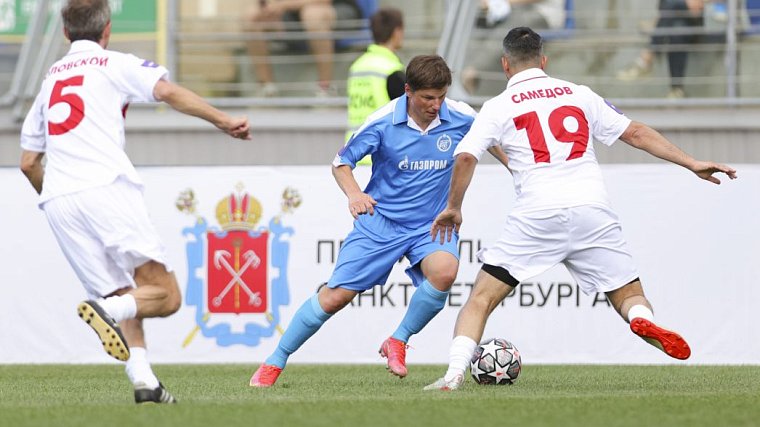 Кавазашвили считает, что матчи Лиги легенд могут сказаться на здоровье футболистов - фото