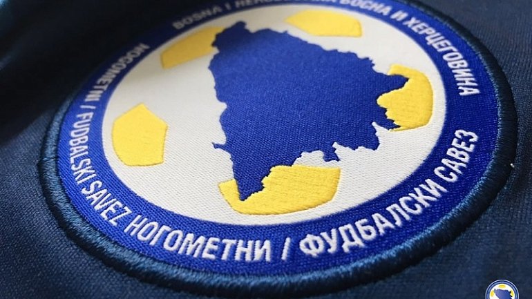 Представитель Футбольного союза Боснии и Герцеговины осудил решение сыграть с Россией - фото