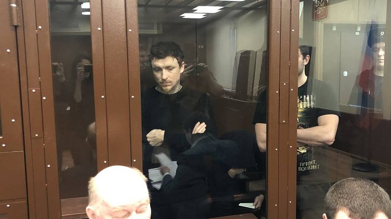 Обвинение считает пребывание Кокорина и Мамаева в СИЗО законным. Как проходит заседание? - фото