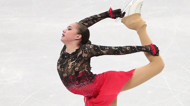 Лайшев: Призовые на российских соревнованиях могут повлиять на возвращение Загитовой и Медведевой - фото