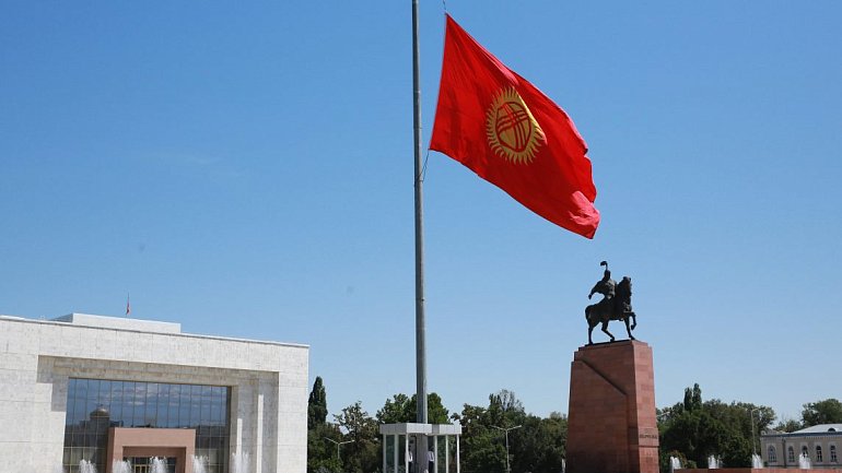 В Бишкеке начали борьбу с перекупщиками билетов на матч Киргизия – Россия - фото