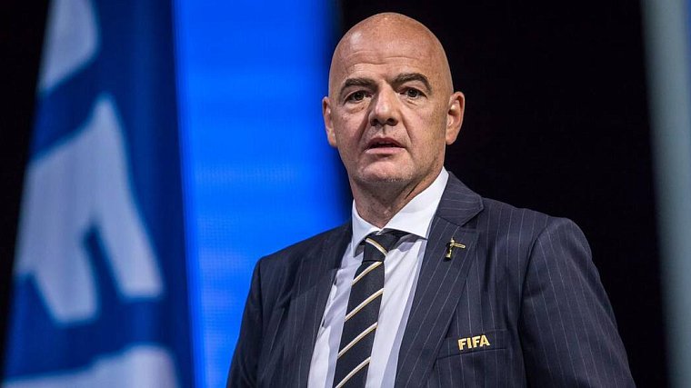 Вместо голосования аплодисменты: Инфантино переизбран на пост президента ФИФА - фото