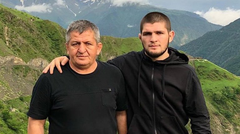 Отец Нурмагомедова рассказал, где может пройти бой сына против Фергюсона - фото