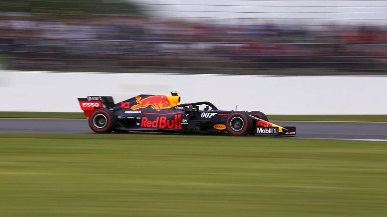 Новый рекорд «Формулы-1»: механики «Ред Булла» обслужили машину Гасли на пит-стопе за 1,91 секунды - фото