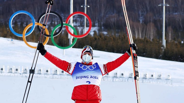 В FIS заявили, что вопрос возвращения российских лыжников на международные соревнования будет зависеть от решения МОК - фото