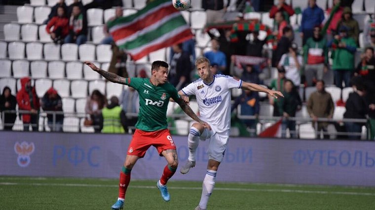 Смолов забил с пенальти впервые после чемпионата мира, «Локомотив» увеличил победную серию - фото