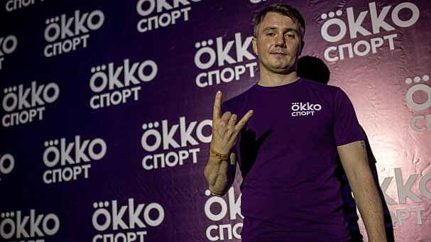 Стогниенко бурно отреагировал на слухи об уходе комментаторов с Okko - фото