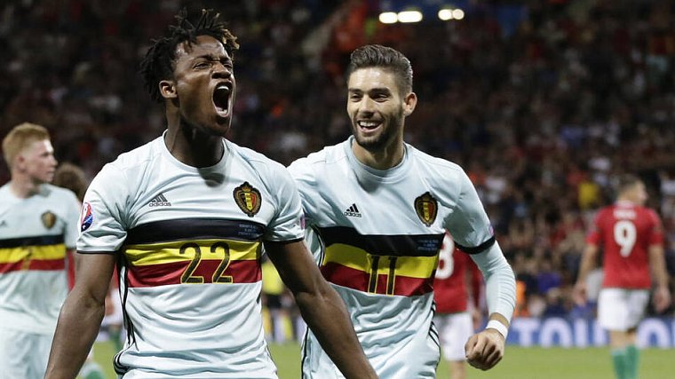 The striker of the Belgian national team was a neighbor of terrorists. However, this had no impact on his life and he is now getting ready to replace Lukaku - фото