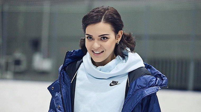Олимпийская чемпионка Аделина Сотникова рассказала, по поводу чего ей была сделана операция - фото