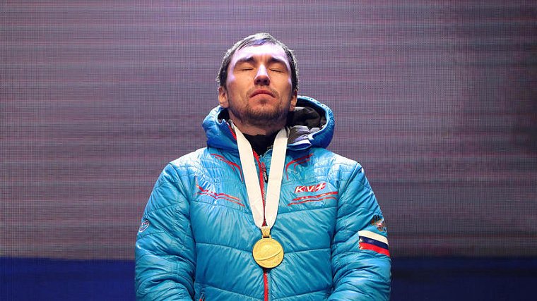 Личный тренер Логинова объяснил, почему чемпион мира не выступит в сингл-миксте - фото