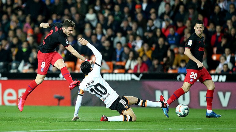«Валенсия» и «Атлетико» сыграли вничью – 2:2, Черышев провел на поле 10 минут - фото