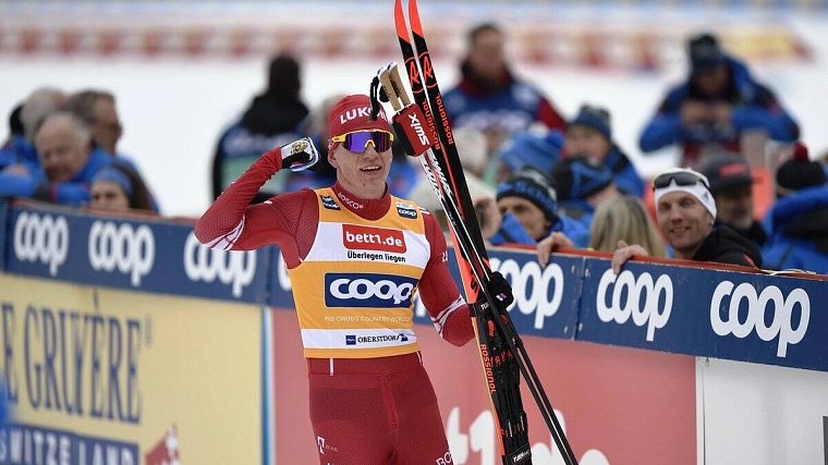Большунов занял второе место в гонке преследования  на «Ски Туре» и увеличил отрыв от Клебо - фото