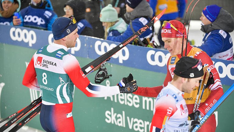 Норвежский Крюгер рухнул на колени перед Большуновым, испортив самую веселую гонку сезона - фото