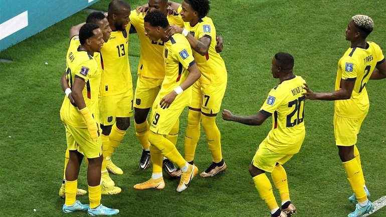 Нобоа назвал сборную Эквадора суперкомандой после победы в матче открытия Чемпионата мира - фото