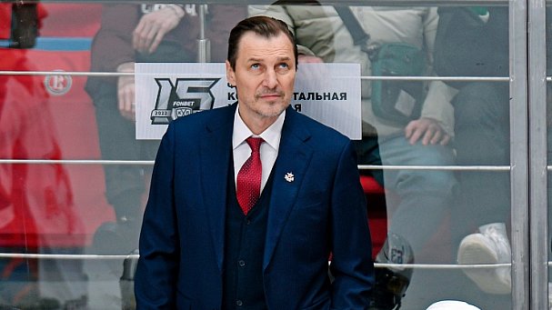 Федоров признался, что не ощущает себя главным тренером на 100% - фото