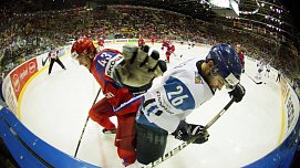Куликов забил второй гол в сезоне НХЛ и помог «Анахайму» обыграть «Рейнджерс» - фото