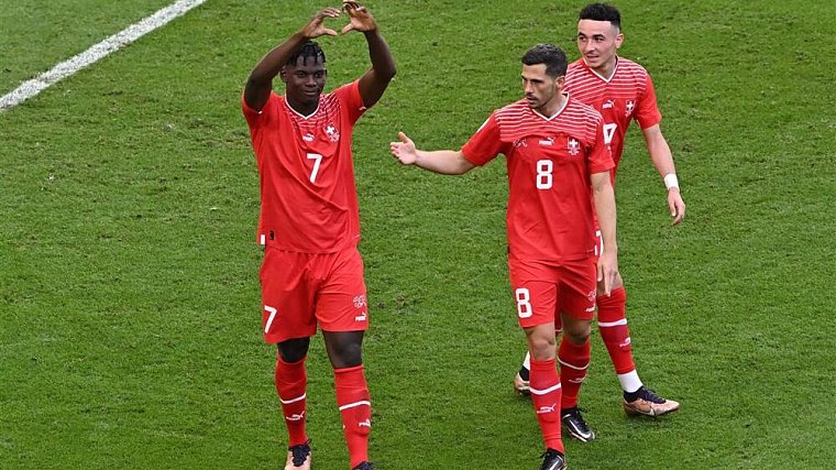 Швейцария с минимальным счетом победила Камерун на ЧМ-2022 - фото