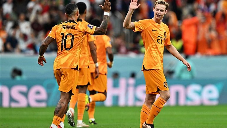 Сборная Нидерландов обыграла Катар и с первого места вышла в плей-офф ЧМ-2022 - фото