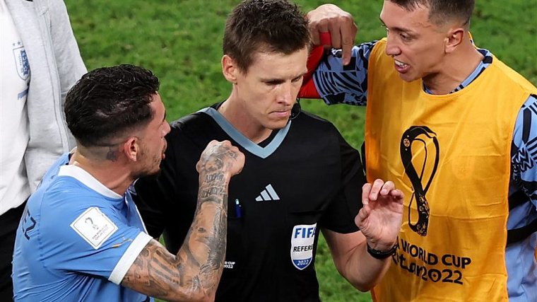 ФИФА начала разбирательство в отношении четырех игроков сборной Уругвая по итогам матча ЧМ-2022 с Ганой - фото