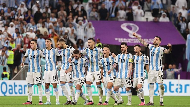 Семин назвал равными шансы Аргентины и Хорватии на победу в полуфинале ЧМ-2022 - фото
