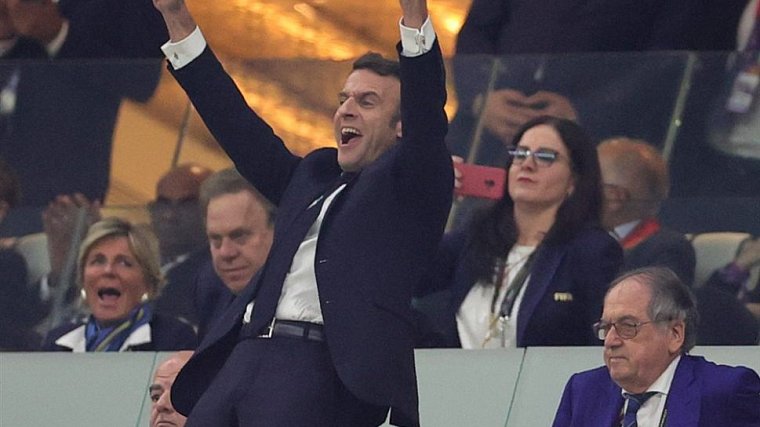 Президент Франции Макрон посетит финал ЧМ-2022 - фото