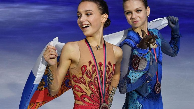 Трусова заявила пять четверных прыжков в произвольной программе чемпионата Европы, Косторная – без четверных - фото