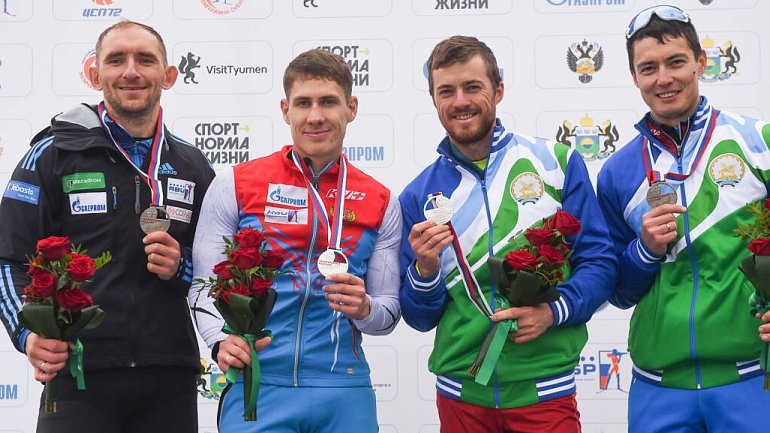 Команда Бабикова и Латыпова выиграла серебро в эстафете на чемпионате России - фото