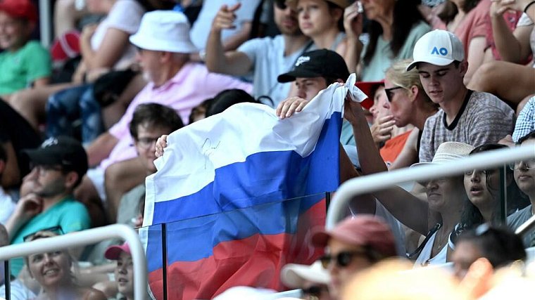 Тарпищев отреагировал на запрет демонстрации флага России на Australian Open - фото