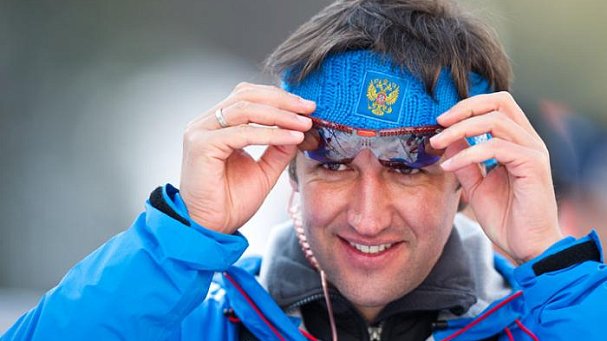 Трехкратный чемпион мира о проблеме Евгении Медведевой: Когда я был тренером, у каждого была запасная винтовка - фото