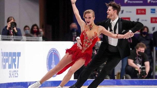 Степанова и Букин выиграли чемпионат России среди танцоров - фото