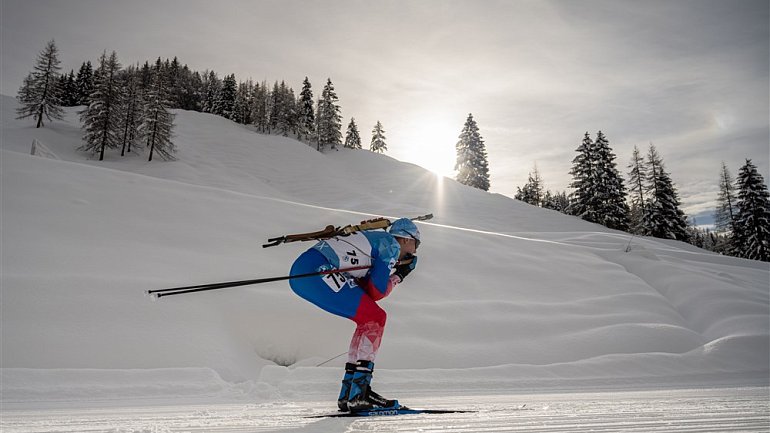 Василий Томшин рассказал о старых лыжах, появлении Ростовцева и семейной эстафете - фото