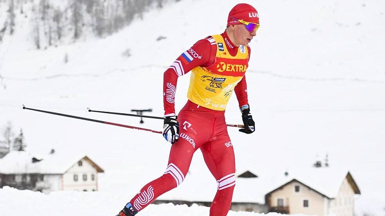 Большунов выиграл серебро спринта на первом этапе «Тур де Ски» - фото