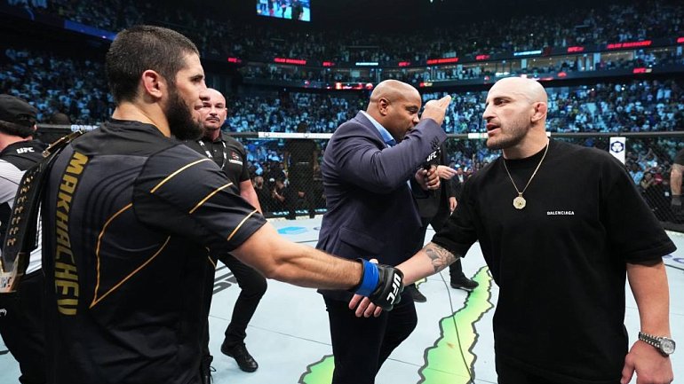 Хасбик дал прогноз на бой Ислама Махачева и Алекса Волкановски на UFC 284 - фото