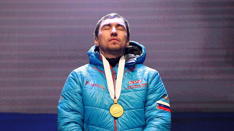 Александр Логинов выступит на чемпионате мира в золотом бибе - фото