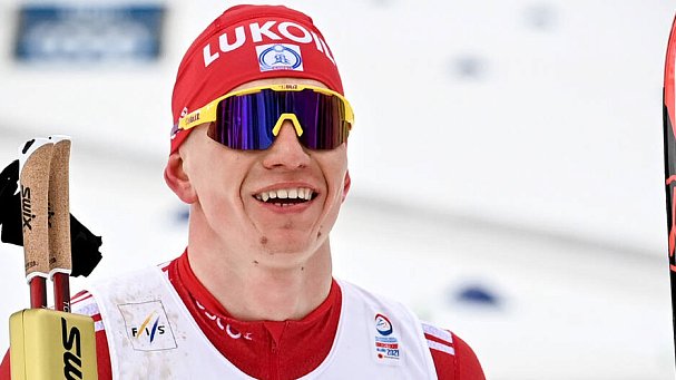 Крюков заявил, что только Большунов может справиться с плохо работающими лыжами - фото