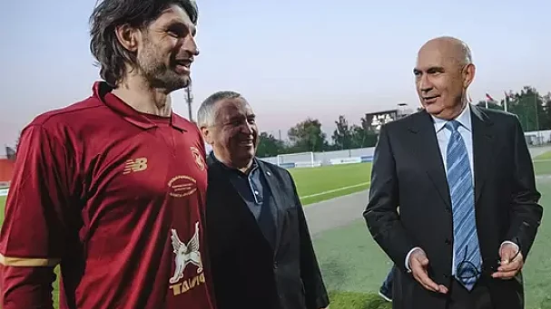 Роман Шаронов оценил футбол Курбана Бердыева, который возглавил «Сочи» - фото