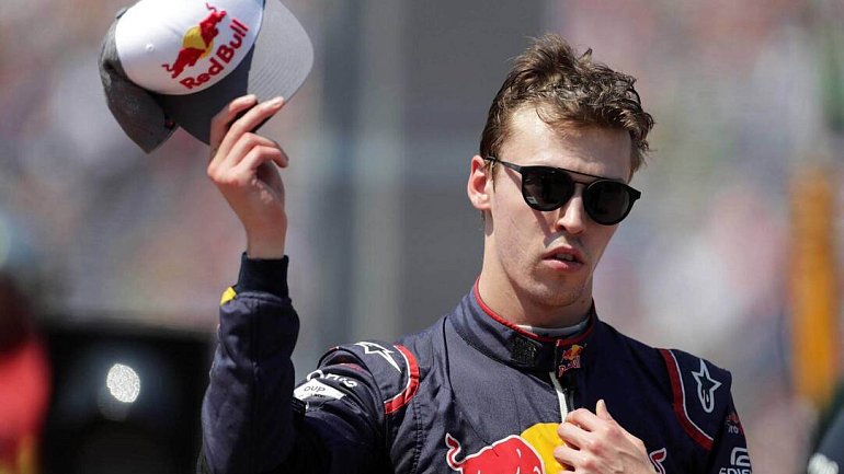 Даниил Квят может стартовать на ближайшем этапе «Формулы-1» - фото