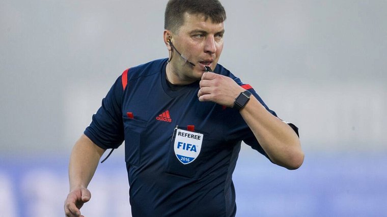 Арбитр Вилков получил пожизненную дисквалификацию от работы на футбольных матчах - фото