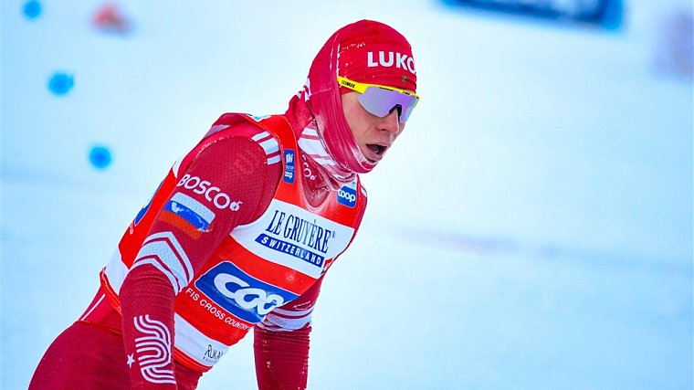 Большунов не знал, что в марафоне на чемпионате России можно было два раза поменять лыжи - фото