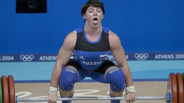 Серебряные призеры Олимпийских игр по тяжелой атлетике Клоков и Заболотная дисквалифицированы из-за допинга - фото