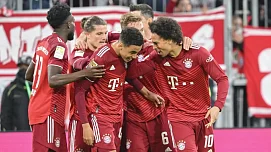 «Бавария» анонсировала расставание с двумя игроками - фото