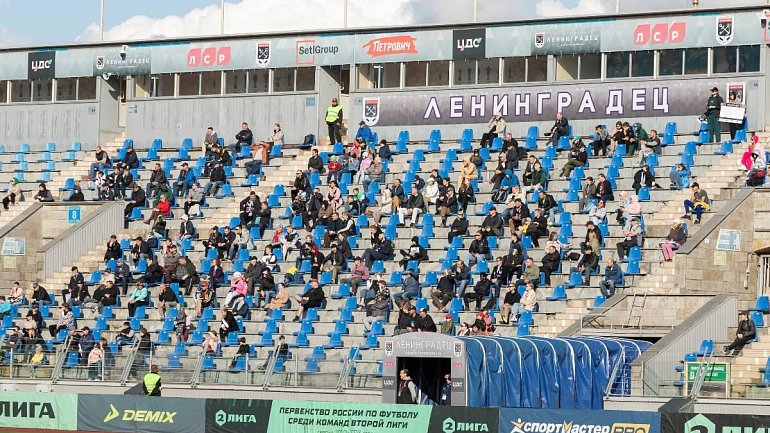 В «Ленинградце» объяснили, почему отозвали заявку второй команды из Второй лиги  - фото