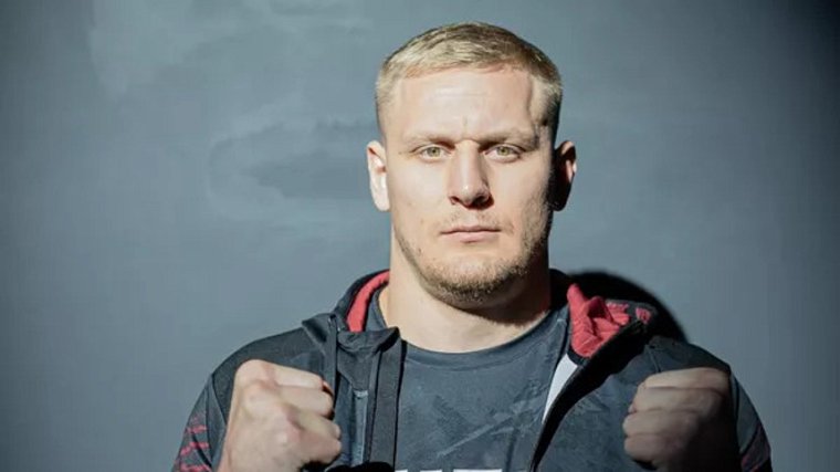 Россиянин Павлович поднялся на первую строчку рейтинга тяжеловесов UFC - фото
