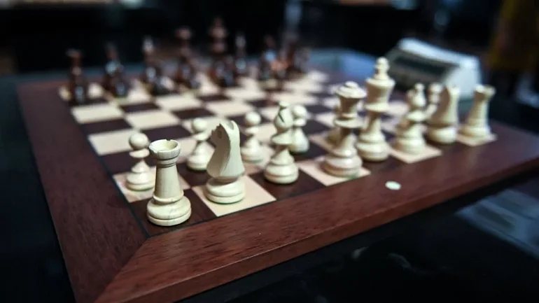 В Махачкале проходит шахматный турнир - фото