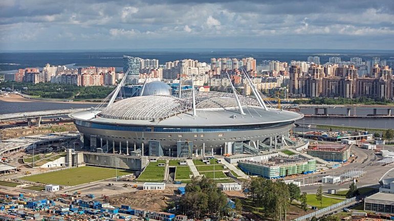 СК подозревает бывшего вице-губернатора Санкт-Петербурга в махинациях при строительстве стадиона на Крестовском острове - фото