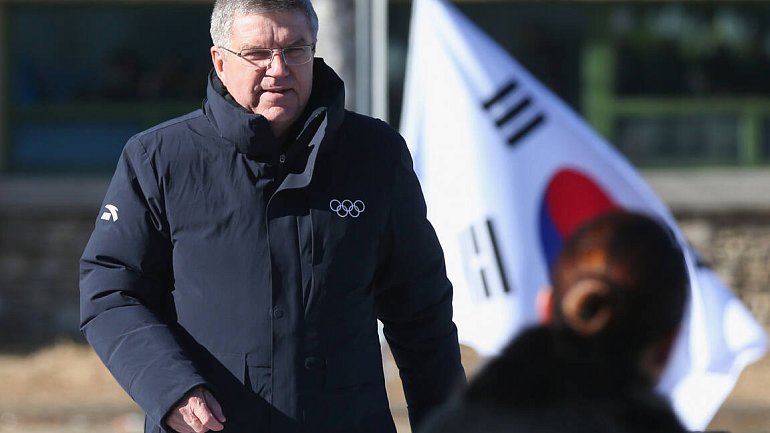 Томас Бах: МОК не исключает, что не пригласит некоторых спортсменов из России - фото