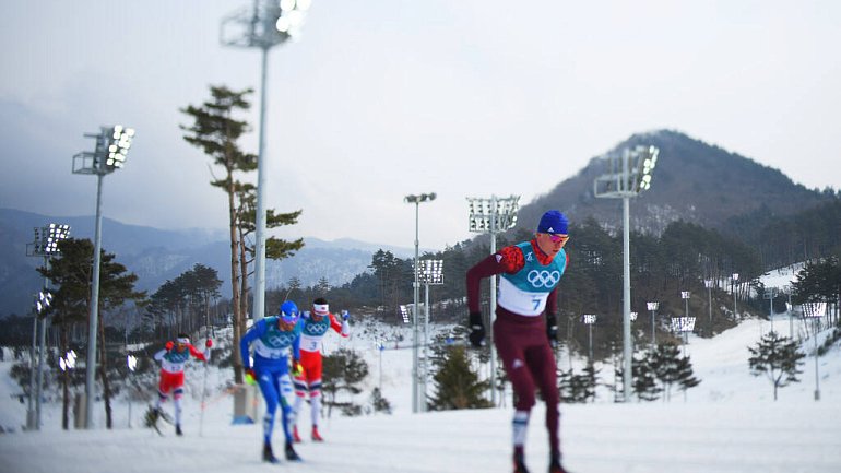 Большунов занял второе место на этапе Кубка мира в Лахти - фото