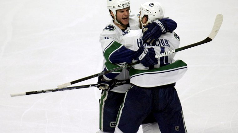 Кузьменко набрал свои первые очки в НХЛ за «Ванкувер»  - фото