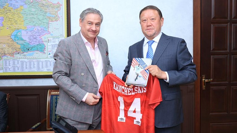 Канчельскис планирует подавать судебные иски на казахский клуб «Тобол» - фото