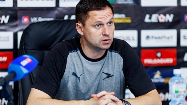 Семшов уволен с поста главного тренера «Чайки» - фото